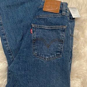 RIBCAGE STRAIGHT LEVIS JEANS